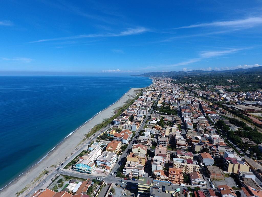 Vila La Baia Di Ulisse Venetico Exteriér fotografie